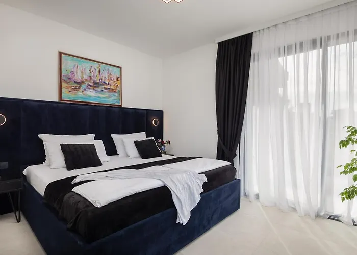 Villa Beachfront Milka With Pool