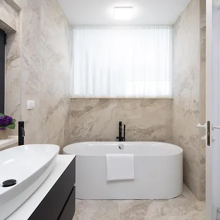 Willa Beachfront Milka With Pool Trogir