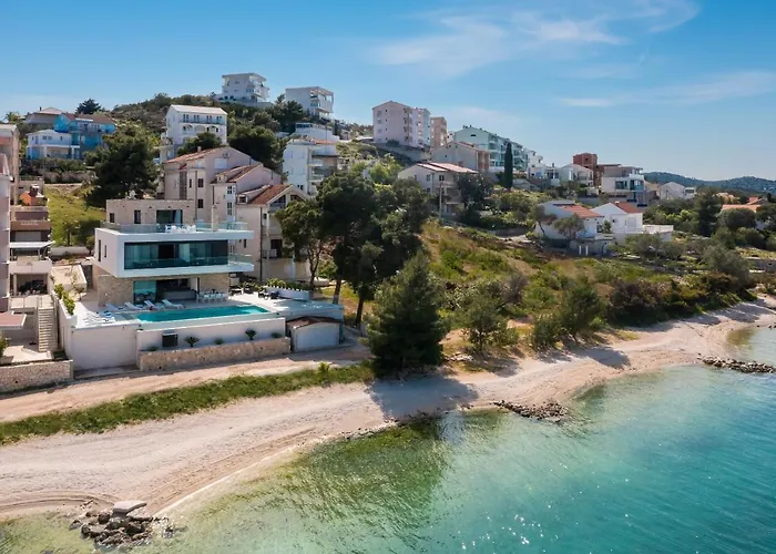 Beachfront Milka With Pool Villa *